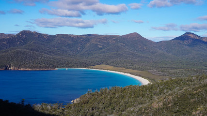 Fototapeta na wymiar Wineglass Bay, Freycinet National Park, Tasmania, Australia
