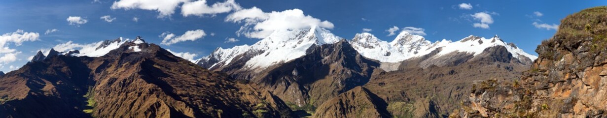 Mount Saksarayuq, Andes mountains, Choquequirao trek
