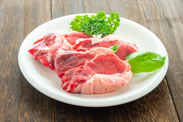 牛すね肉