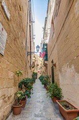 Fototapeta na wymiar North Street in Vittoriosa, Malta