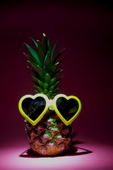 Spotlight and pineapple　スポットライトとパイナップル