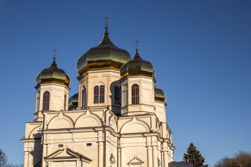 Fototapeta na wymiar Cathedral of the Kazan Icon of the Mother of God. Sunny autumn day