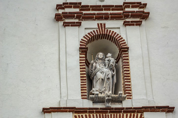 Fototapeta na wymiar Architectural fragments of El Carmen complex (1615). El Carmen - former convent in San Angel, a southern suburb of Mexico City. Mexico City.