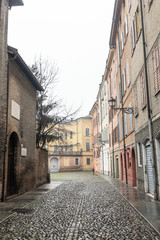 Strade emiliane con foschia