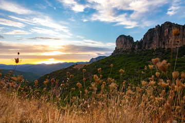 Monte Tisiddu Sardinien Abend Sonnenuntergang Stimmung Berge Landschaft Aussicht Panorama Hügel...
