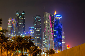 Fototapeta premium The skyline of the modern and high-rising city of Doha in Qatar, Middle East. - Doha's Corniche in West Bay, Doha, Qatar