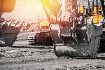 Pneumatic piston for machinery technology. Concept machine for lifting the load and hydraulic forces