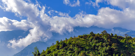 Obraz premium landscape in the mountains at sunset