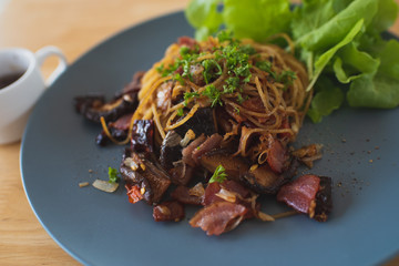 Spicy Stir Fried Spaghetti and Shiitake mushrooms