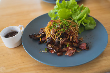 Spicy Stir Fried Spaghetti and Shiitake mushrooms