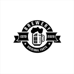 Logo Craft Beer company badge, sign or label. Vector illustration. Vintage design for winery company, bar, pub, shop, branding and restaurant business. Coaster for beer, beer glasses