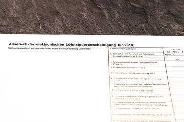 Die Bezeichnung "Ausdruck der elektronischen Lohnsteuerbescheinigung für 2018" in deutscher Sprache, Deutschland