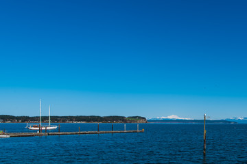 Fototapeta premium Landscape Photo of Mount Baker from Penn Cove on Whidbey Island