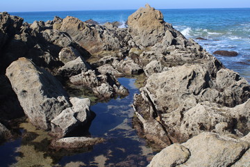 sea and rocks