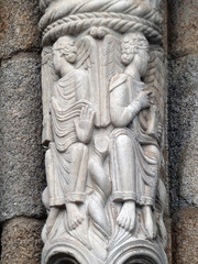 Fototapeta na wymiar Estatua en la catedral de Santiago de Compostela , Galicia, España