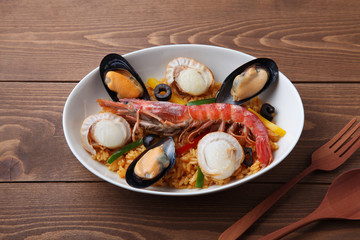 シーフード パエリア 米料理 テーブル