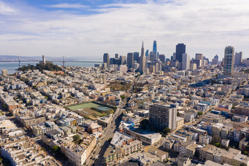Fototapeta na wymiar San Francisco downtown buildings skyline