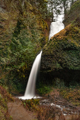 Fototapeta na wymiar Latourell Waterfall in the Columbia River Gorge in Oregon