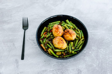 plant-based recipes, vegan spicy baked potatoes with green beans and mixed veggies