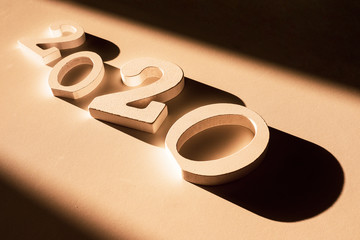 2020 number on brown background.