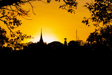 Obraz premium Khao Tang Guan, The top of the hill is a major ancient mountain, with an elevator on the hill. Phra that Chedi Luang Sala Phra Wihan Daeng, Lighthouse , Thailand's popular tourist in Songkhla