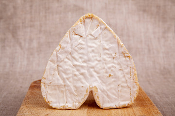 french cow's milk cheese called Neufchâtel