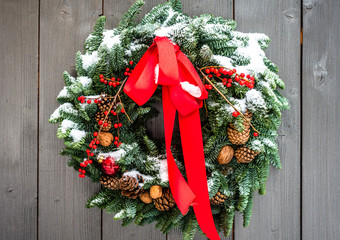 old wreath © fottoo