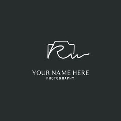 Rw Initial Signature Photography Logo