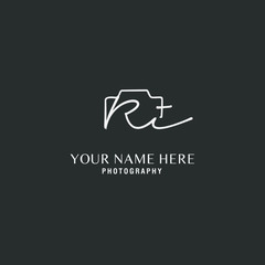 Ri Initial Signature Photography Logo