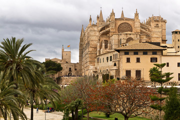 Fototapeta na wymiar Kathedrale der Heiligen Maria, Mallorca