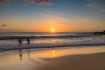 Fototapeta na wymiar Summer Surfing Sunrise