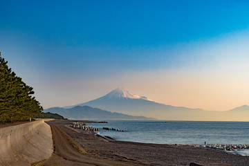三保の松原　富士山