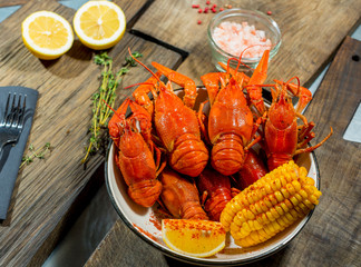 boiled crayfish with spices