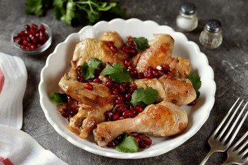 Armenian traditional chicken dish with onions, pomegranate and coriander seeds in white wine. 