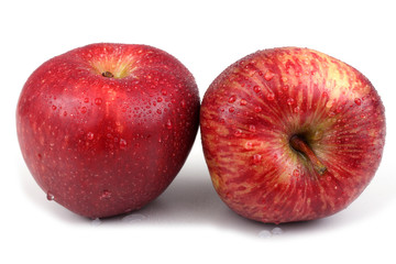 Two apples 