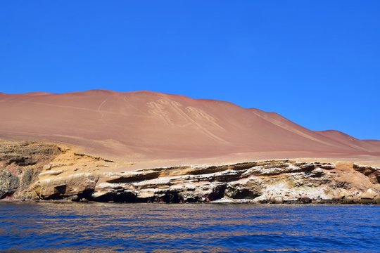 Paracas Candelabra , Nazca Lines , Peru 