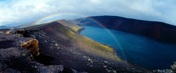 Island, Ljótipollur, Regenbogrn © Lothar