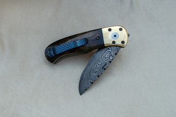 This pretty damascus pocket knife with clip attachment would make a great gift item. There is...