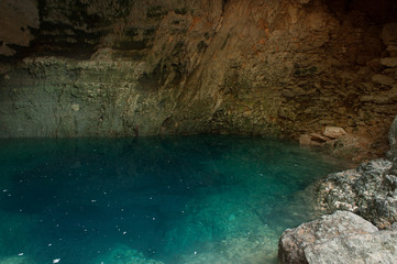 Sorgue-Quellteich in Fontaine-de-Vaucluse