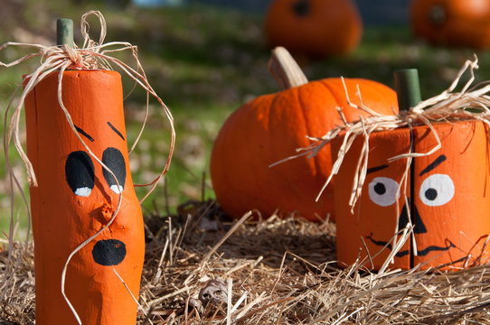 Wooden Halloween Pumpkin Heads for Decorating