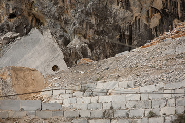 Marmorabbau Steinbruch Carrara