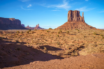 the scenic drive in the monument valley, usa