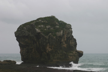 Storm view of the famous Kenting Chuanfanshih