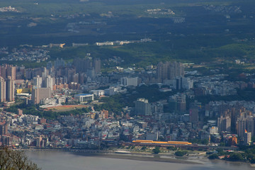 Fototapeta premium High angel view of the beautiful cityscape