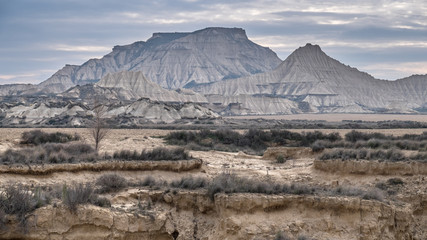 Paisaje desértico de la las Bardenas Reales en Navarra (España)