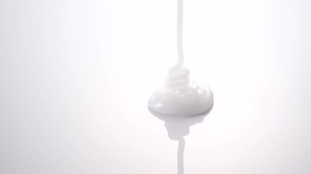 乳液