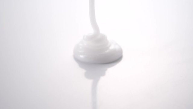 乳液