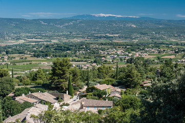 Fototapeta premium Blick von Oppède le Vieux zum Mont Ventoux