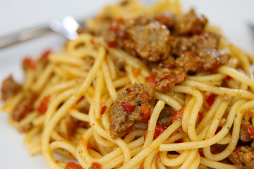 spaghetti au boeuf et aux poivrons