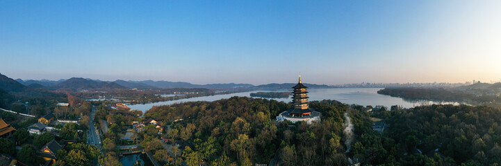 Fototapeta na wymiar leifeng pagoda